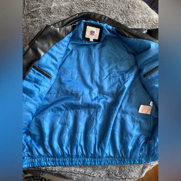 DETROIT LIONS Men’s Faux Leather Bomber Jacket - Picture 3 of 13